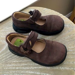 Stride Rite size 9 toddler mary janes shoes w/ velcro closure PLAY condition